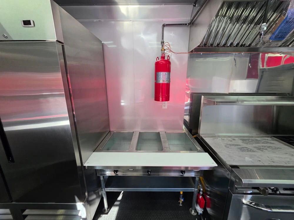 34-8.5-x-34-gooseneck-concession-trailer-victory-red-food-event-catering-24.webp 8.5 X 34 Gooseneck Concession Trailer Victory Red Food Event Catering