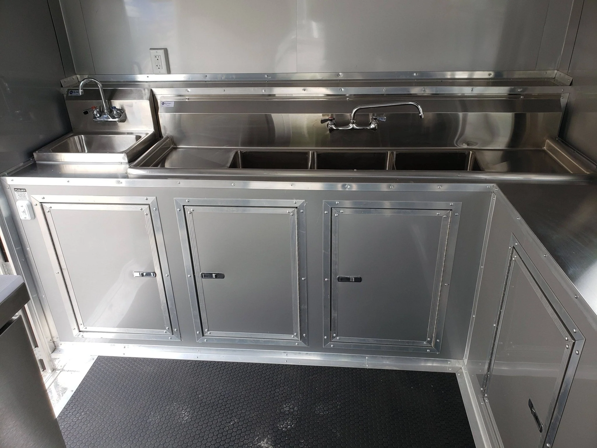 350-8.5-x-20-black-pizza-vending-concession-food-trailer-17.webp 8.5' x 20' Black Pizza Vending Concession Food Trailer