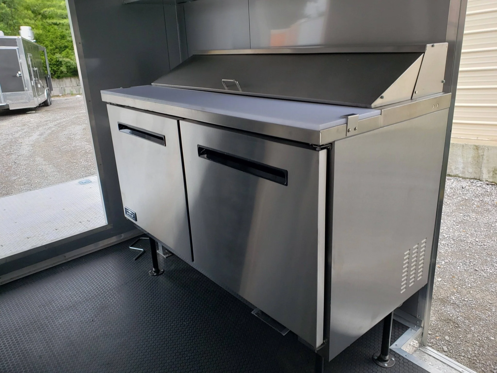 350-8.5-x-20-black-pizza-vending-concession-food-trailer-4.webp 8.5' x 20' Black Pizza Vending Concession Food Trailer