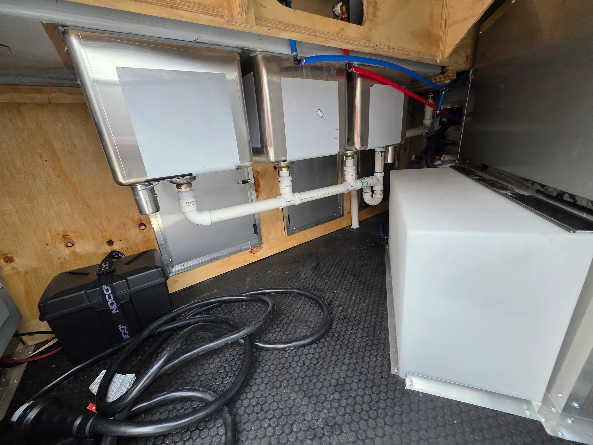 357-8.5-x-20-black-with-blackout-concession-trailer-food-event-catering-12.webp 8.5' X 20' Black With Blackout Concession Trailer Food Event Catering