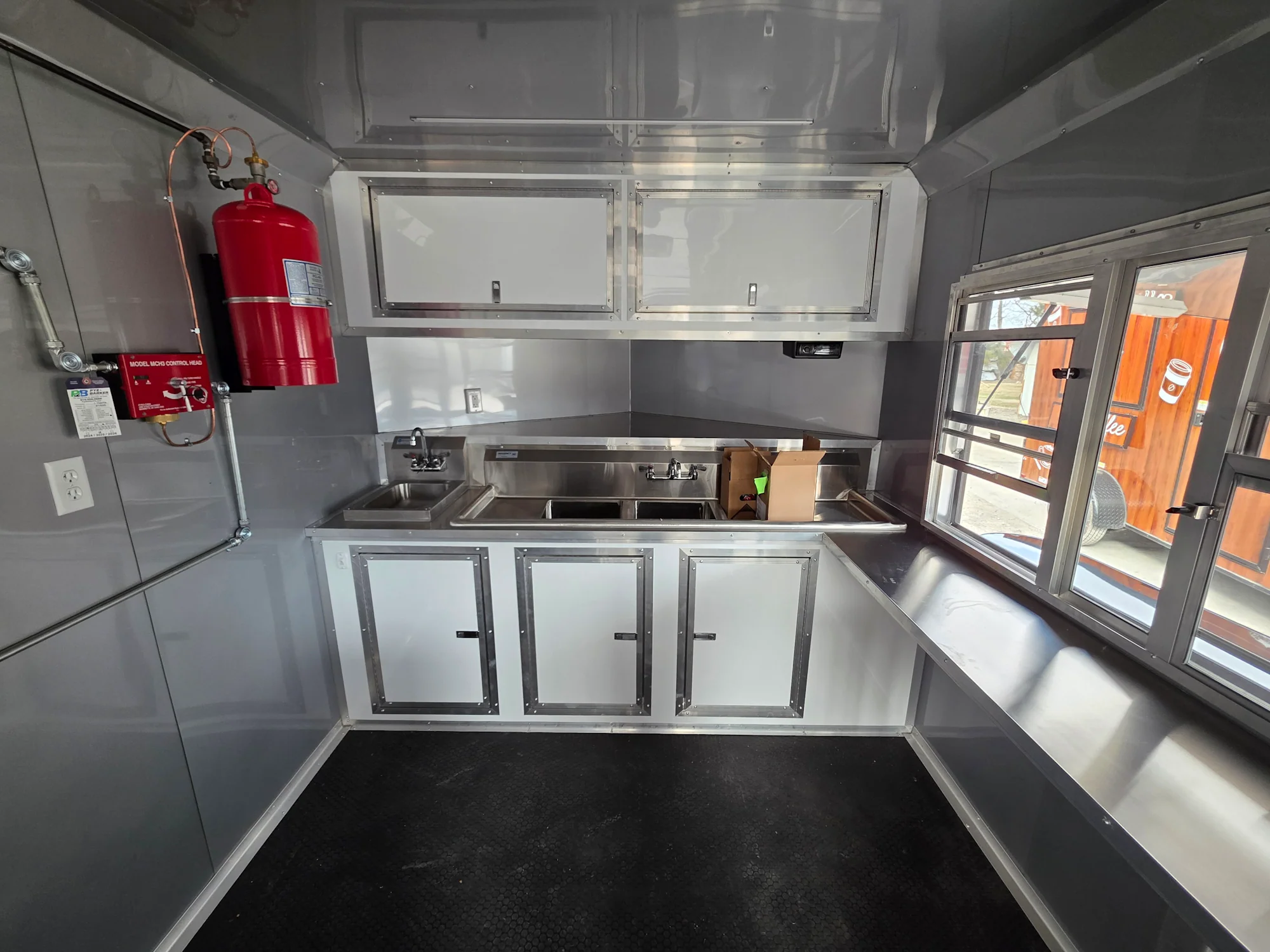 357-8.5-x-20-black-with-blackout-concession-trailer-food-event-catering-19.webp 8.5' X 20' Black With Blackout Concession Trailer Food Event Catering