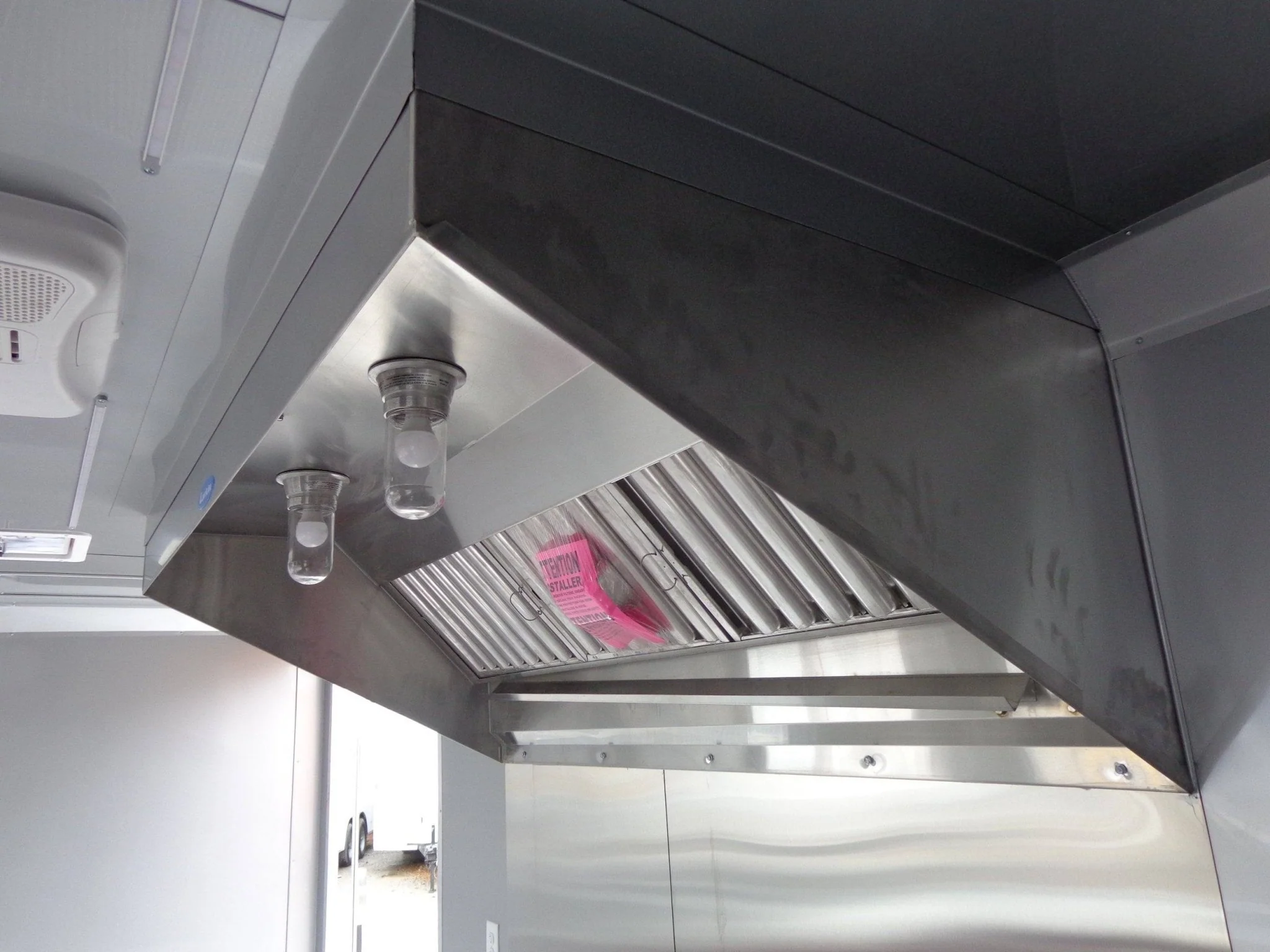 360-8.5-x-20-brandy-wine-concession-food-trailer-10.webp 8.5' x 20' Brandy Wine Concession Food Trailer