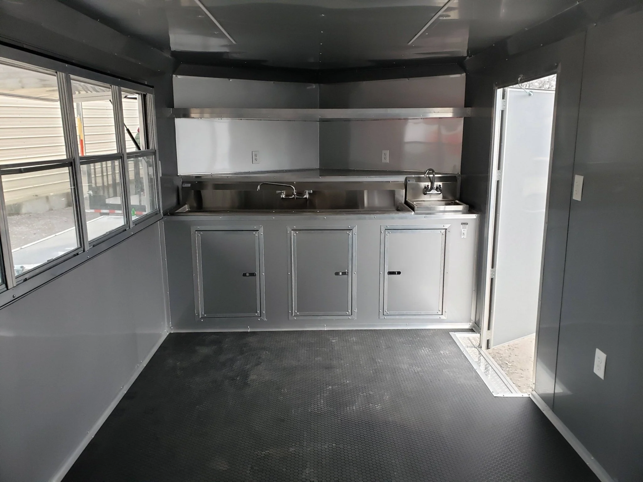 366-8.5-x-20-cobalt-blue-bbq-porch-concession-trailer-16.webp 8.5' x 20' Cobalt Blue BBQ Porch Concession Trailer