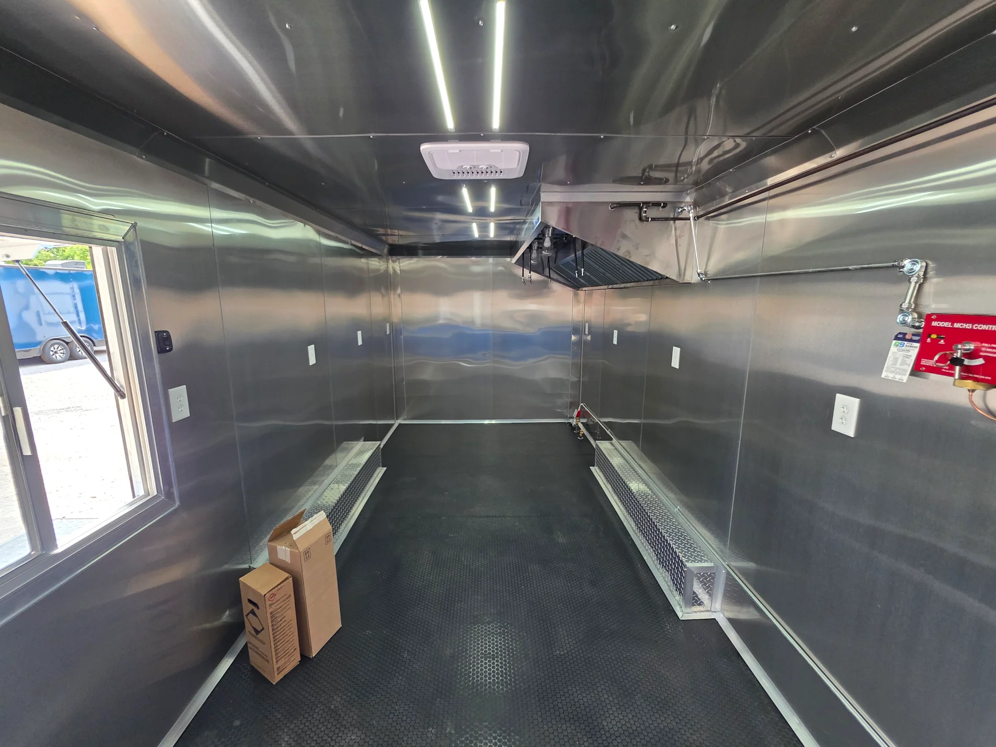 368-8.5-x-20-cobalt-blue-concession-trailer-food-event-catering-19.webp 8.5' X 20' Cobalt Blue Concession Trailer Food Event Catering