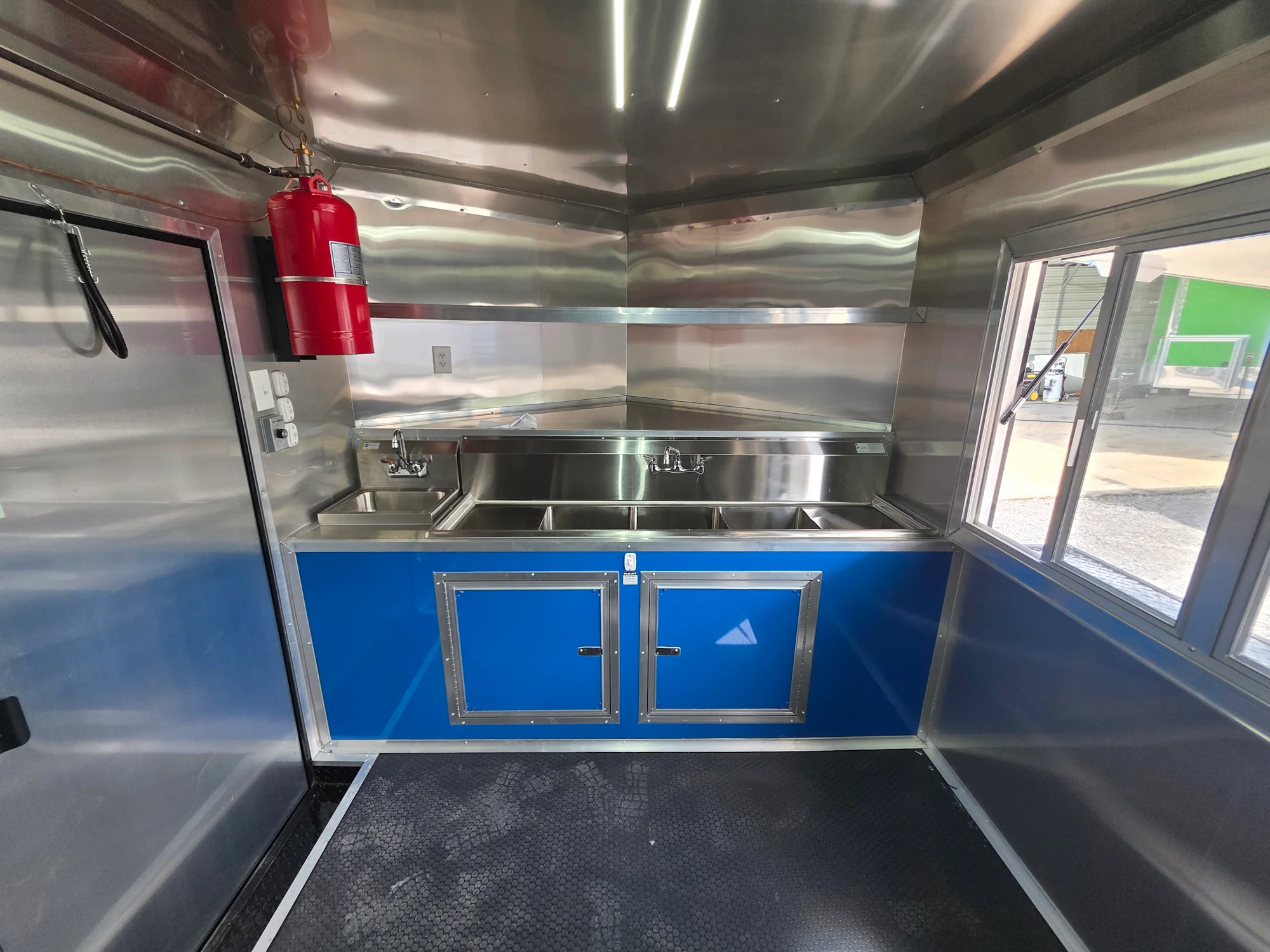 368-8.5-x-20-cobalt-blue-concession-trailer-food-event-catering-24.webp 8.5' X 20' Cobalt Blue Concession Trailer Food Event Catering