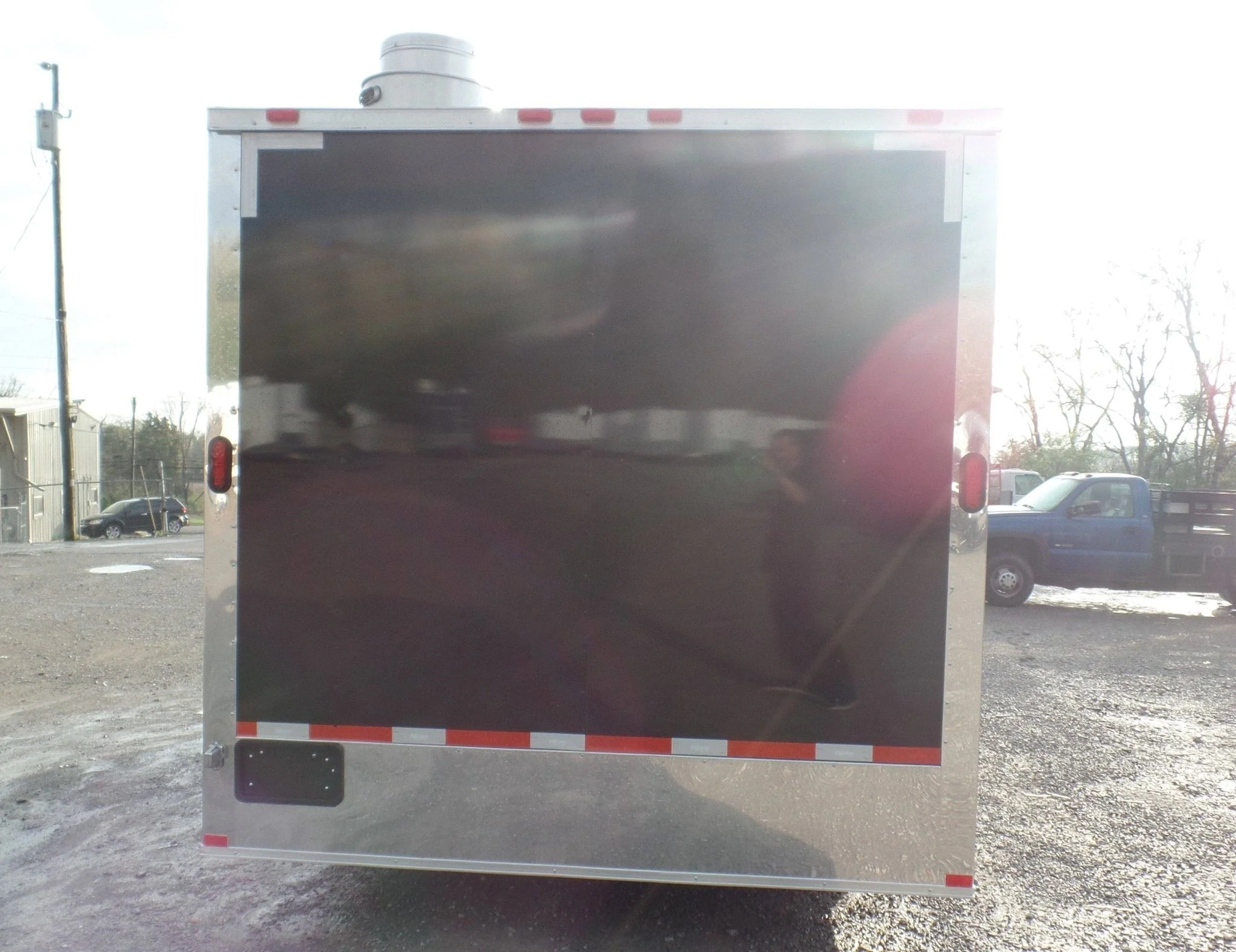 385-8.5-x-20-concession-food-trailer-black-event-catering-25.webp 8.5' x 20' Concession Food Trailer Black Event Catering