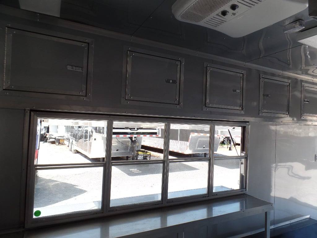 386-8.5-x-20-concession-food-trailer-black-event-catering-17.jpg 8.5' x 20' Concession Food Trailer Black Event Catering