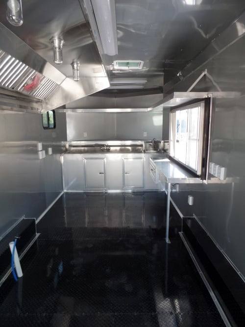 396-8.5-x-20-concession-food-trailer-food-event-catering-2.jpg 8.5' x 20' Concession Food Trailer Food Event Catering