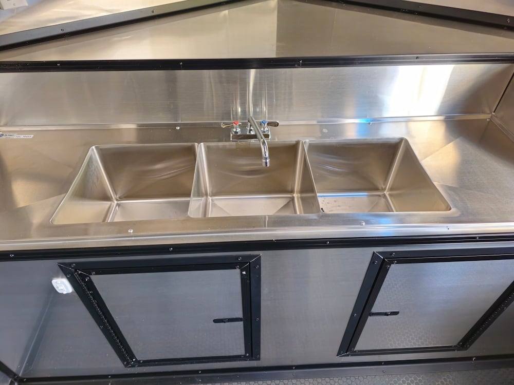 40-8.5-x-12-cobalt-blue-concession-trailer-food-event-catering-22.jpg 8.5' X 12' Cobalt Blue Concession Trailer Food Event Catering
