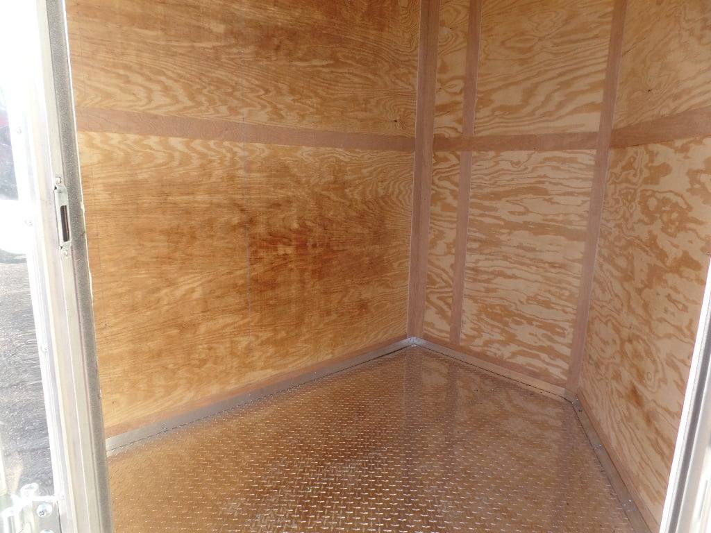 401-8.5-x-20-concession-food-trailer-red-bbq-7.jpg 8.5' x 20' Concession Food Trailer Red BBQ