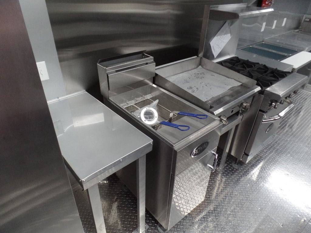 419-8.5-x-20-concession-food-white-trailer-with-appliances-25.jpg 8.5' x 20' Concession Food White Trailer With Appliances