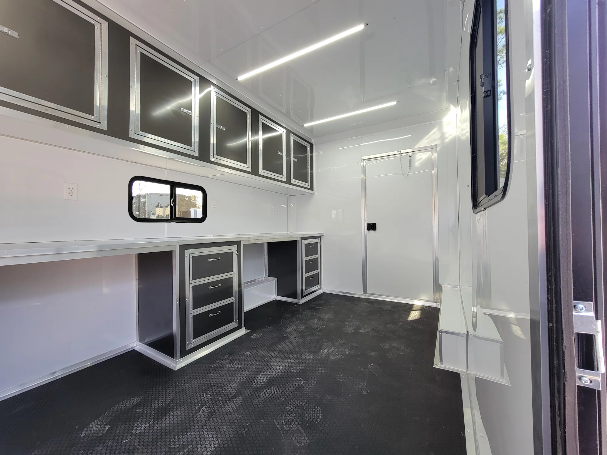 432-8.5-x-20-custom-enclosed-trailer-charcoal-with-blackout-office-and-mobile-command-16.webp 8.5' X 20' Custom Enclosed Trailer Charcoal With Blackout Office and Mobile Command