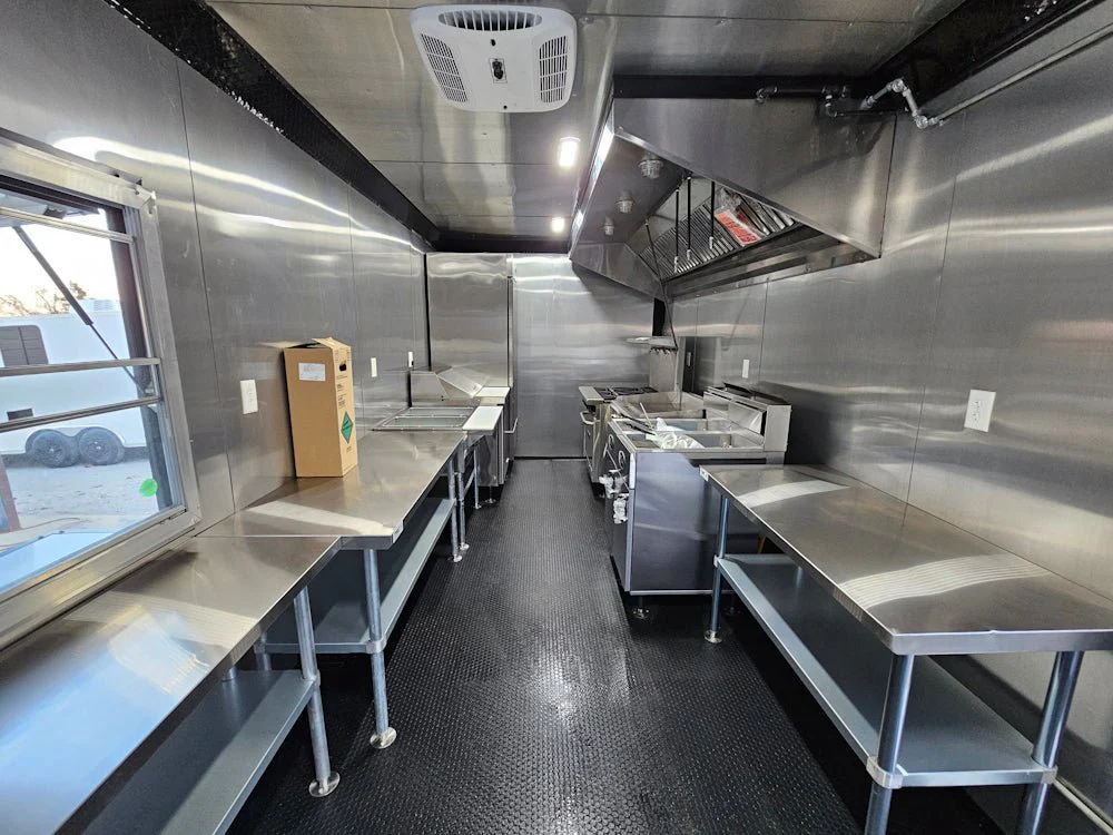 437-8.5-x-20-elite-equipped-silver-frost-concession-trailer-event-catering-21.webp 8.5' X 20' Elite Equipped Silver Frost Concession Trailer Event Catering