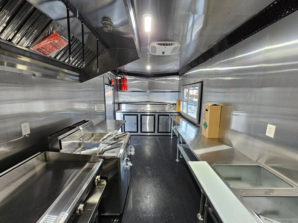 437-8.5-x-20-elite-equipped-silver-frost-concession-trailer-event-catering-32.webp 8.5' X 20' Elite Equipped Silver Frost Concession Trailer Event Catering