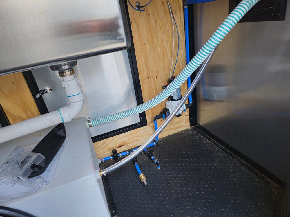 437-8.5-x-20-elite-equipped-silver-frost-concession-trailer-event-catering-6.webp 8.5' X 20' Elite Equipped Silver Frost Concession Trailer Event Catering