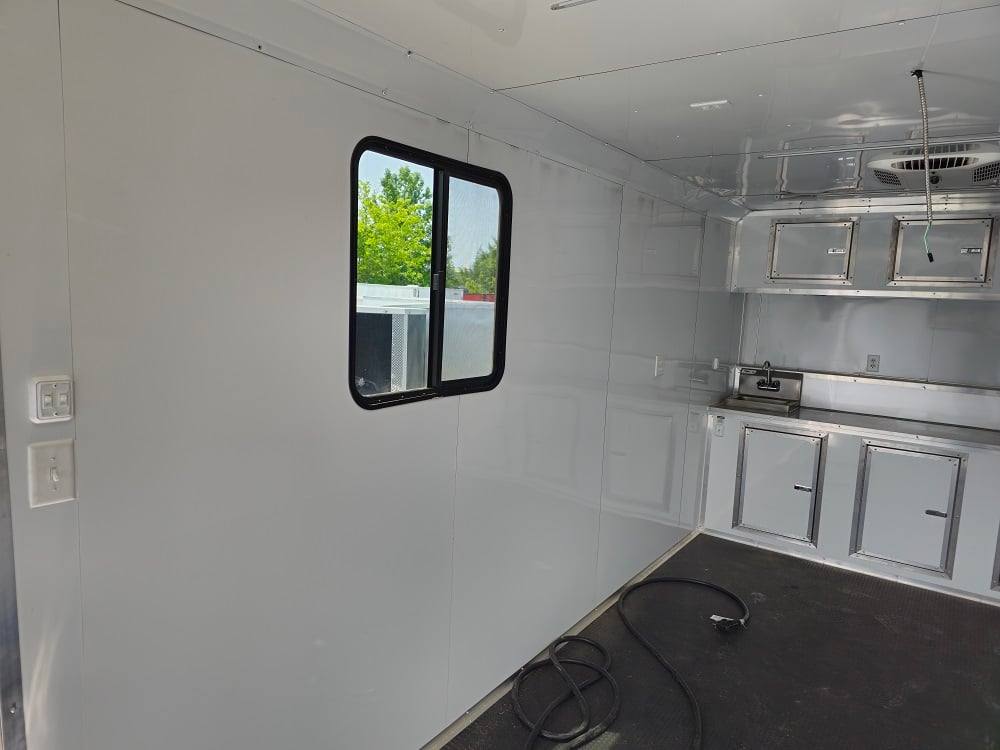 445-8.5-x-20-mobile-office-command-center-trailer-10.jpg 8.5' X 20' Mobile Office Command Center Trailer