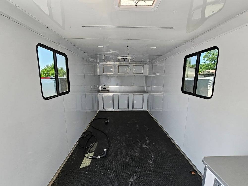 445-8.5-x-20-mobile-office-command-center-trailer-12.jpg 8.5' X 20' Mobile Office Command Center Trailer
