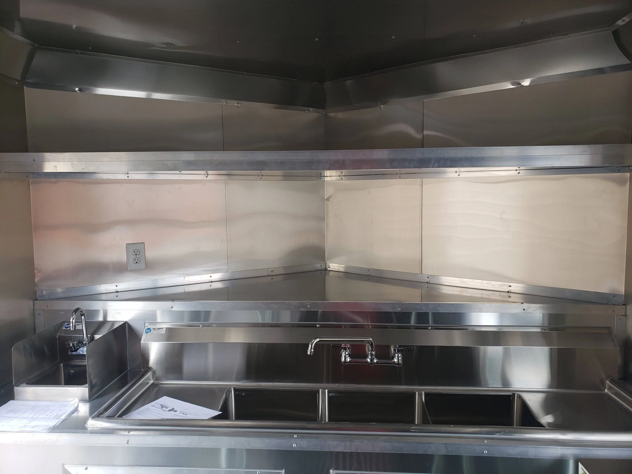 446-8.5-x-20-orange-and-black-food-catering-concession-trailer-with-appliances-13.webp 8.5' x 20' Orange And Black Food Catering Concession Trailer With Appliances