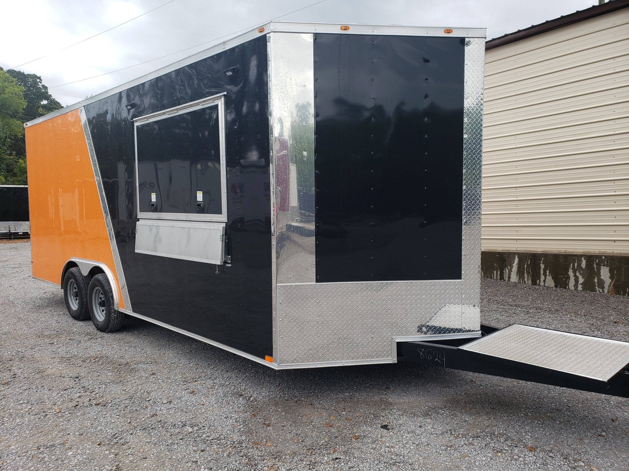 446-8.5-x-20-orange-and-black-food-catering-concession-trailer-with-appliances-21.jpg 8.5' x 20' Orange And Black Food Catering Concession Trailer With Appliances