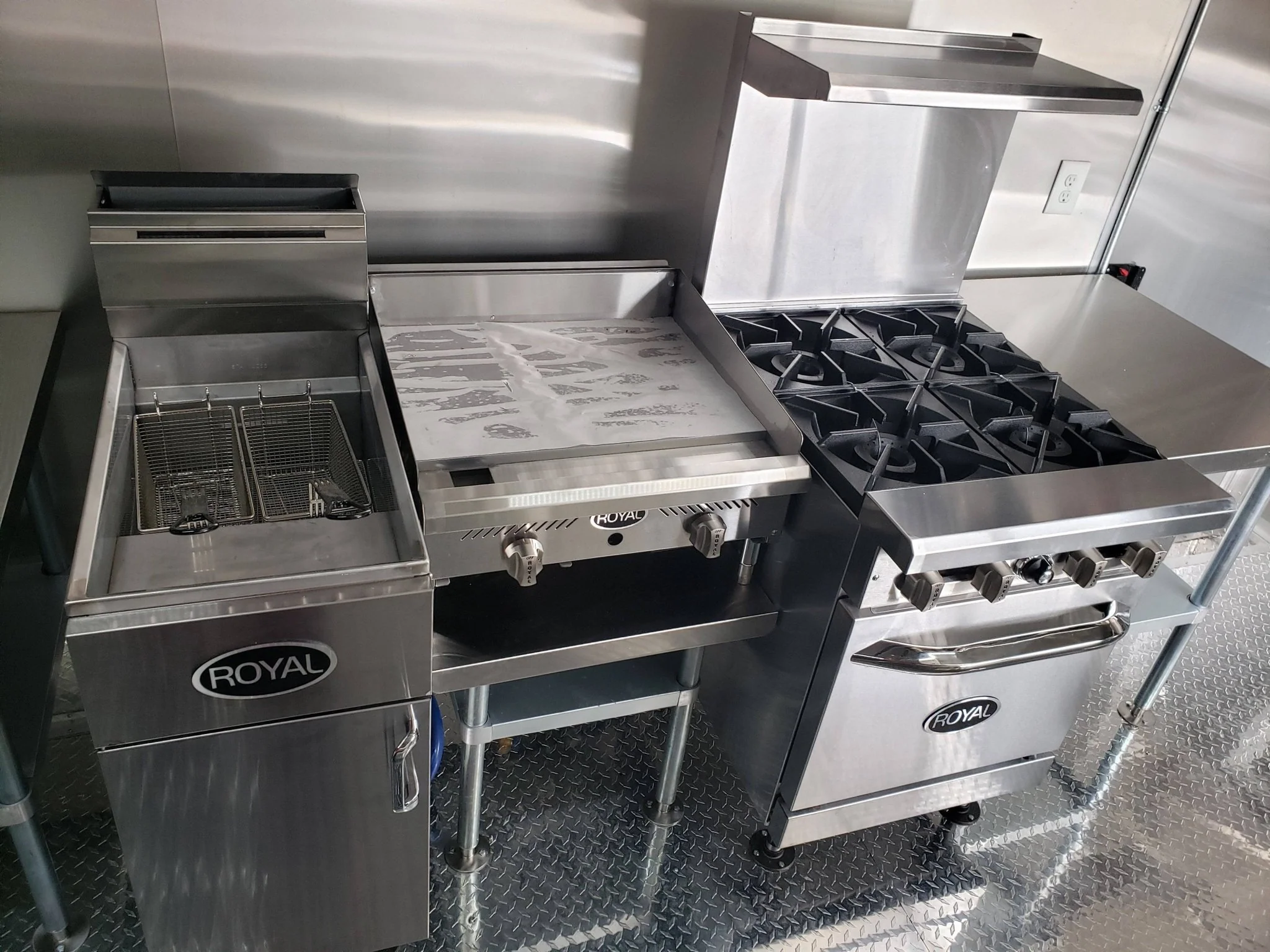 446-8.5-x-20-orange-and-black-food-catering-concession-trailer-with-appliances-22.webp 8.5' x 20' Orange And Black Food Catering Concession Trailer With Appliances