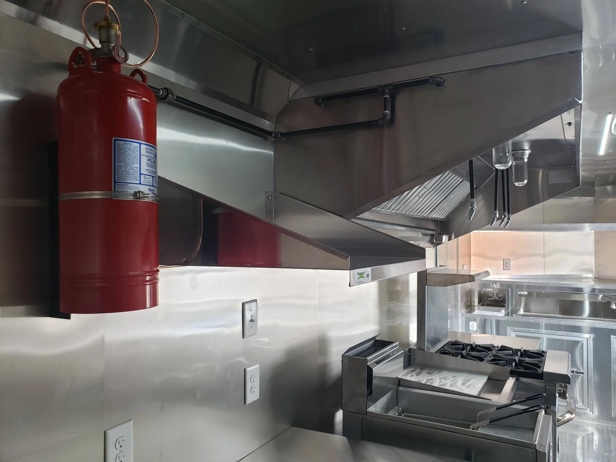 446-8.5-x-20-orange-and-black-food-catering-concession-trailer-with-appliances-9.webp 8.5' x 20' Orange And Black Food Catering Concession Trailer With Appliances