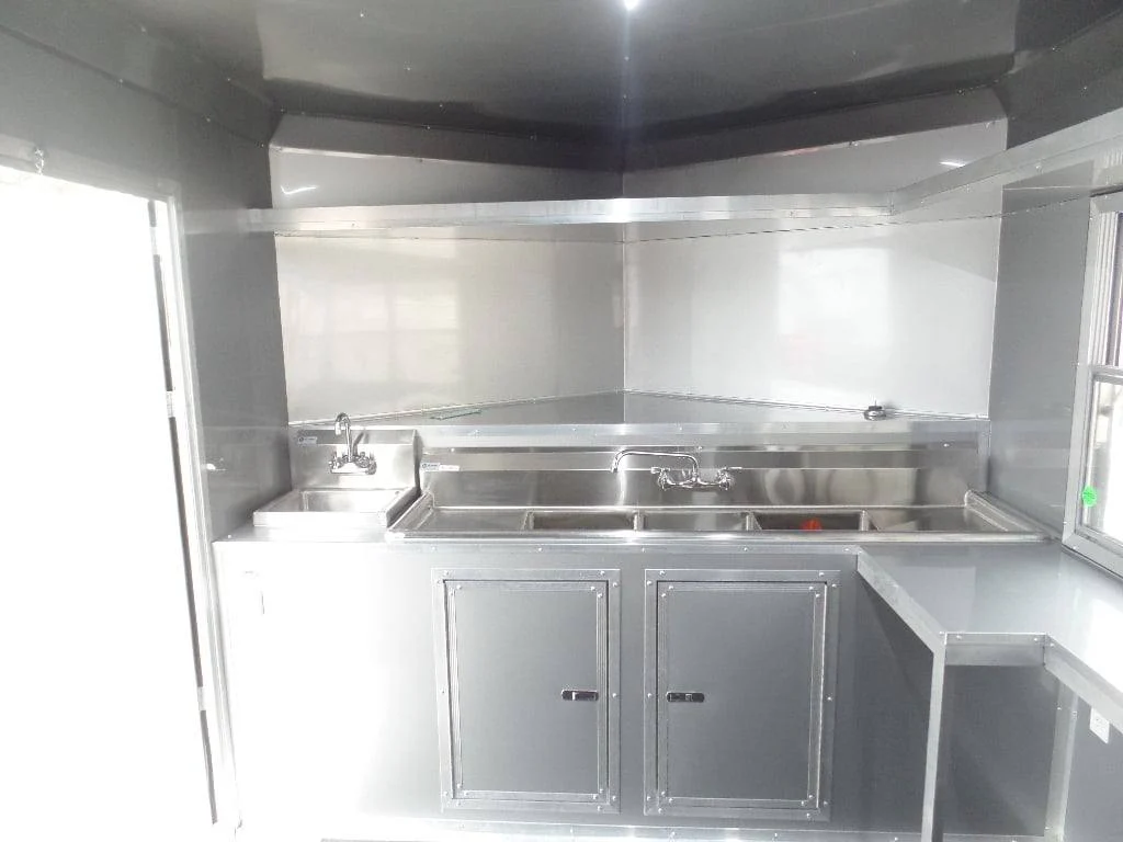 454-8.5-x-20-penske-yellow-food-concession-trailer-2.webp 8.5' x 20' Penske Yellow Food Concession Trailer