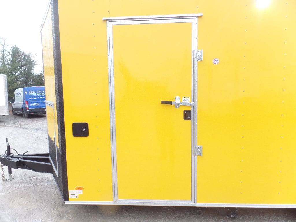 454-8.5-x-20-penske-yellow-food-concession-trailer-25.jpg 8.5' x 20' Penske Yellow Food Concession Trailer