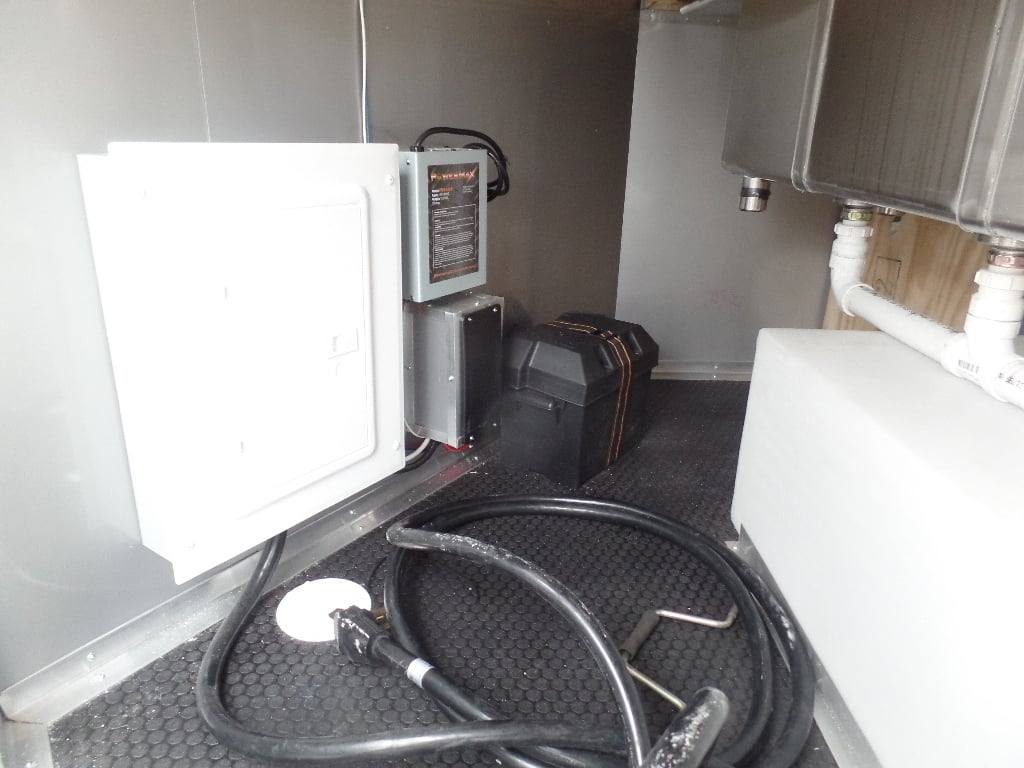 454-8.5-x-20-penske-yellow-food-concession-trailer-9.jpg 8.5' x 20' Penske Yellow Food Concession Trailer