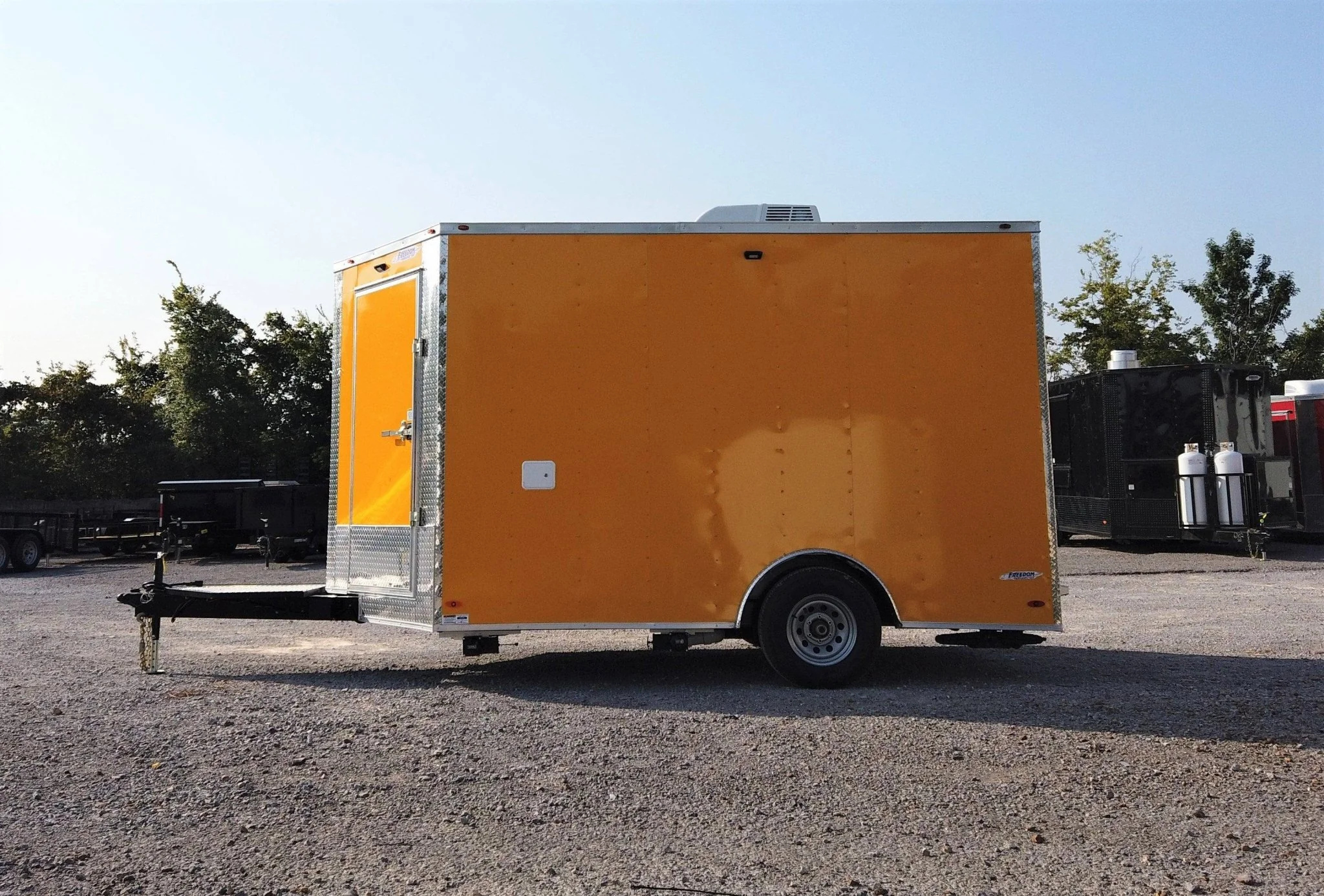50-8.5-x-12-yellow-concession-food-v-nose-trailer-20.webp 8.5' x 12' Yellow Concession Food V-Nose Trailer