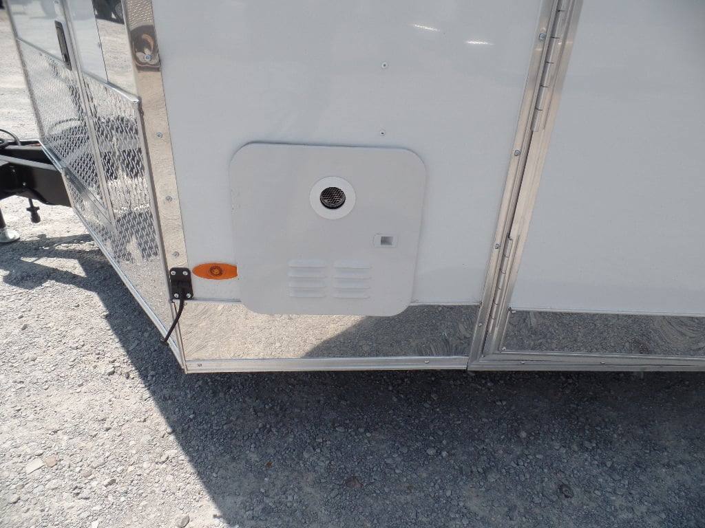 501-8.5-x-20-white-pizza-concession-food-trailer-with-appliances-10.jpg 8.5' x 20' White Pizza Concession Food Trailer With Appliances
