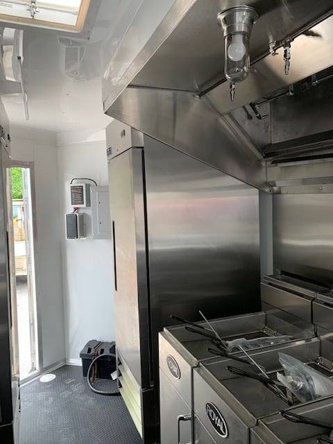 504-8.5-x-20-white-v-nose-concession-food-trailer-with-appliances-29.jpg 8.5' x 20' White V-Nose Concession Food Trailer with Appliances
