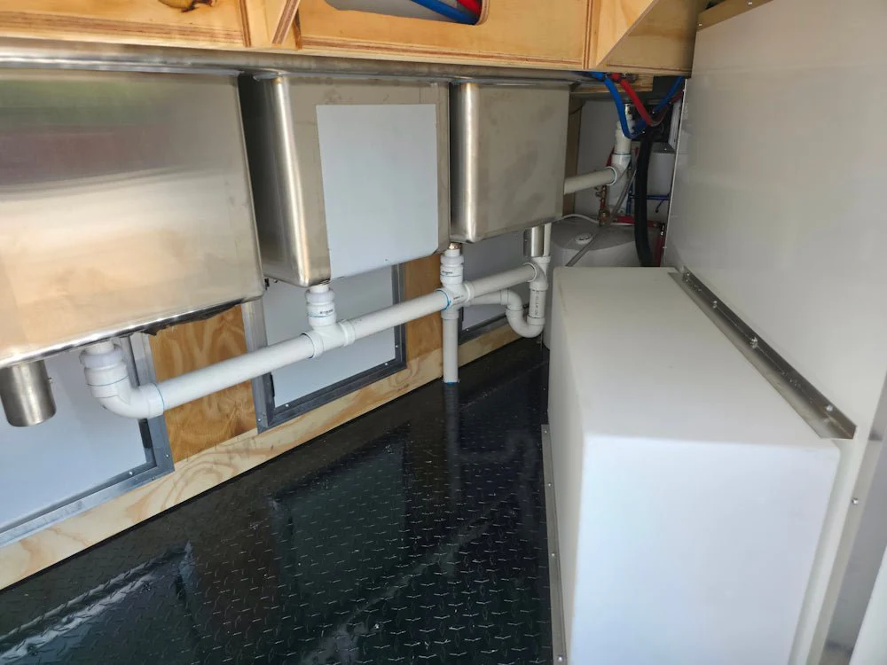 506-8.5-x-20-white-w-blackout-concession-trailer-food-event-catering-14.webp 8.5' X 20' White W/ Blackout Concession Trailer Food Event Catering