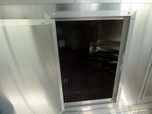 511-8.5-x-21-victory-red-event-catering-concession-food-trailer-5.jpg 8.5' x 21' Victory Red Event Catering Concession Food Trailer