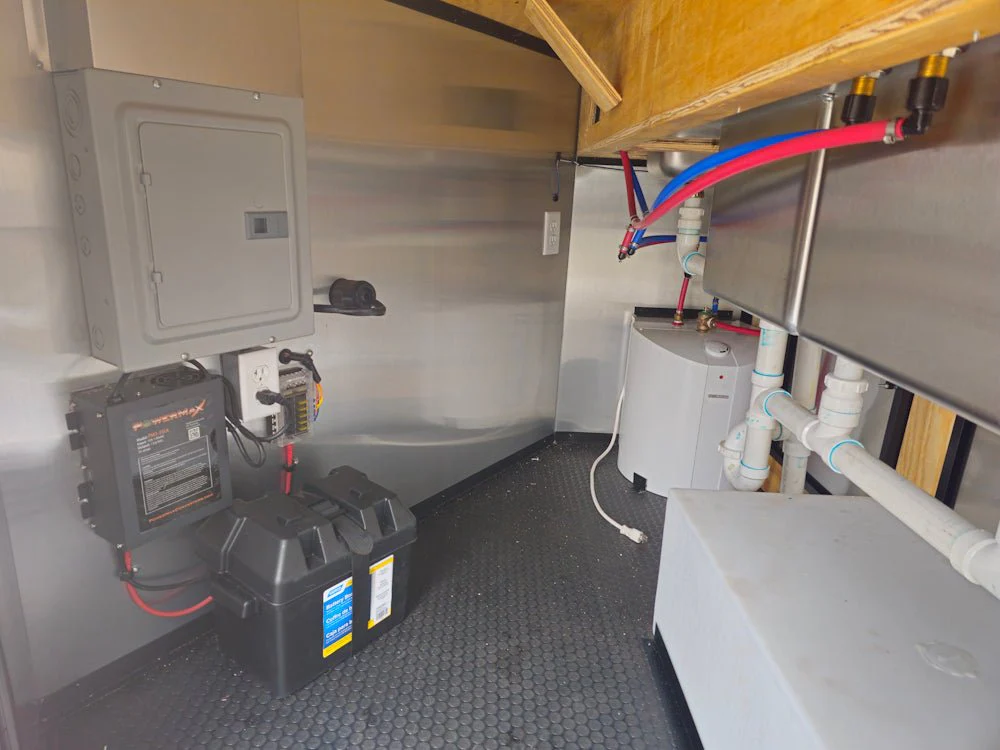 522-8.5-x-22-black-elite-concession-trailer-with-blackout-trim-and-screens-11.webp 8.5' X 22' Black Elite Concession Trailer With Blackout Trim and Screens