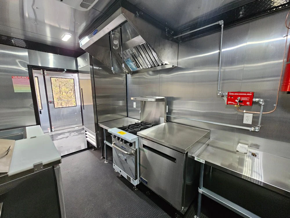 522-8.5-x-22-black-elite-concession-trailer-with-blackout-trim-and-screens-24.webp 8.5' X 22' Black Elite Concession Trailer With Blackout Trim and Screens