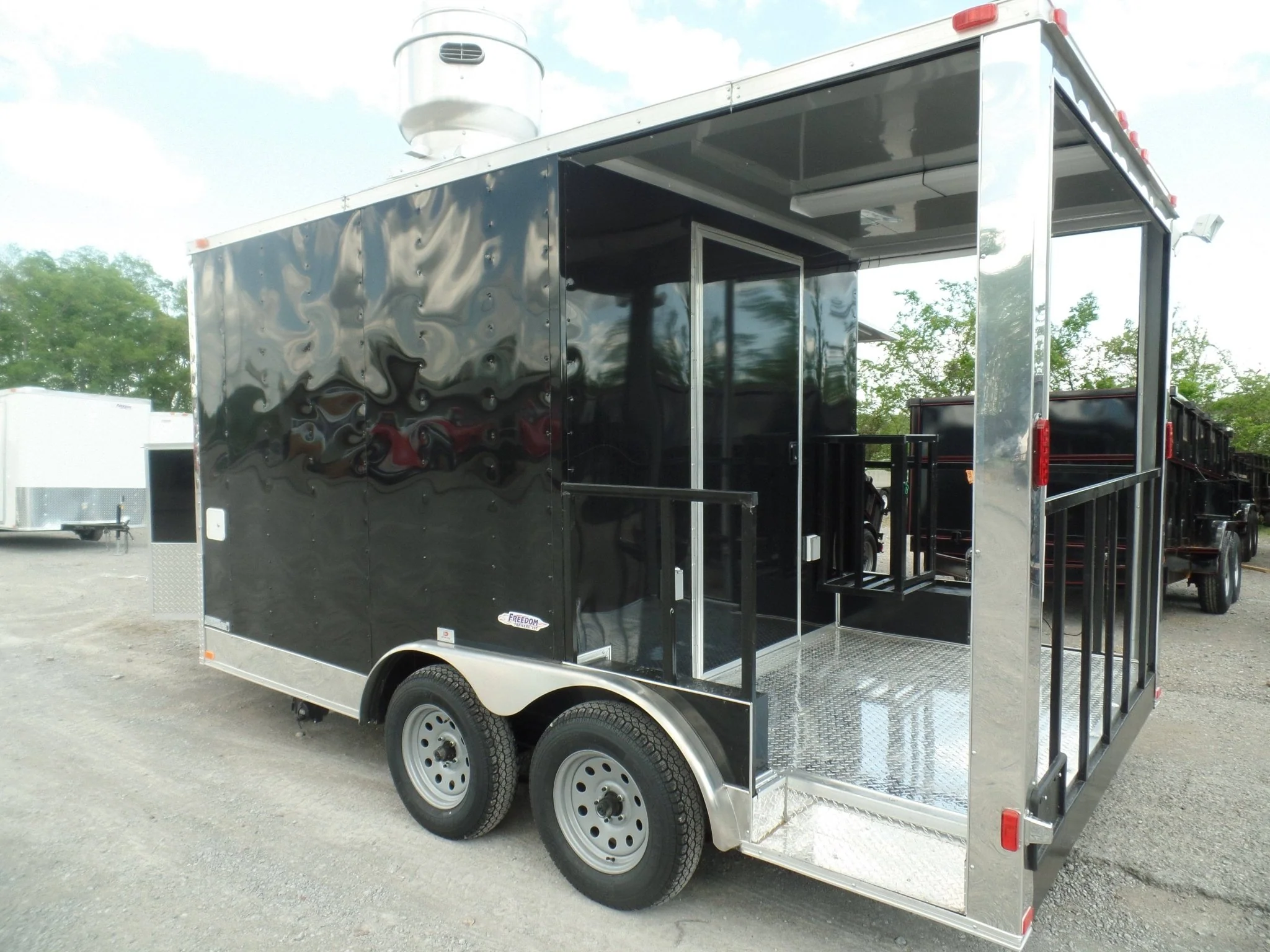 53-8.5-x-14-concession-bbq-food-trailer-black-event-catering-34.webp 8.5' x 14' Concession BBQ Food Trailer Black Event Catering