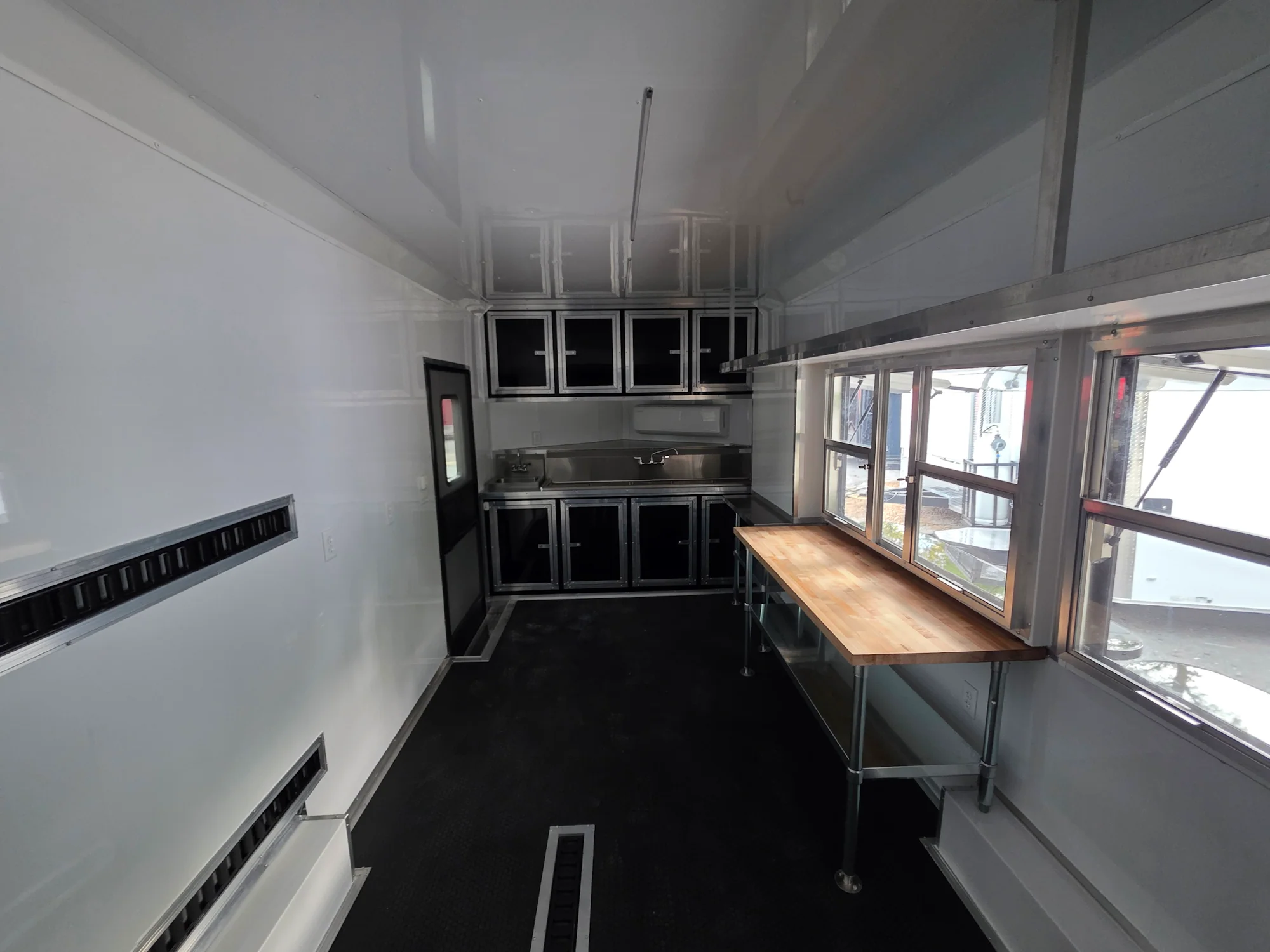 531-8.5-x-22-black-with-blackout-trim-concession-trailer-event-catering-17.webp 8.5' X 22' Black With Blackout Trim Concession Trailer Event Catering