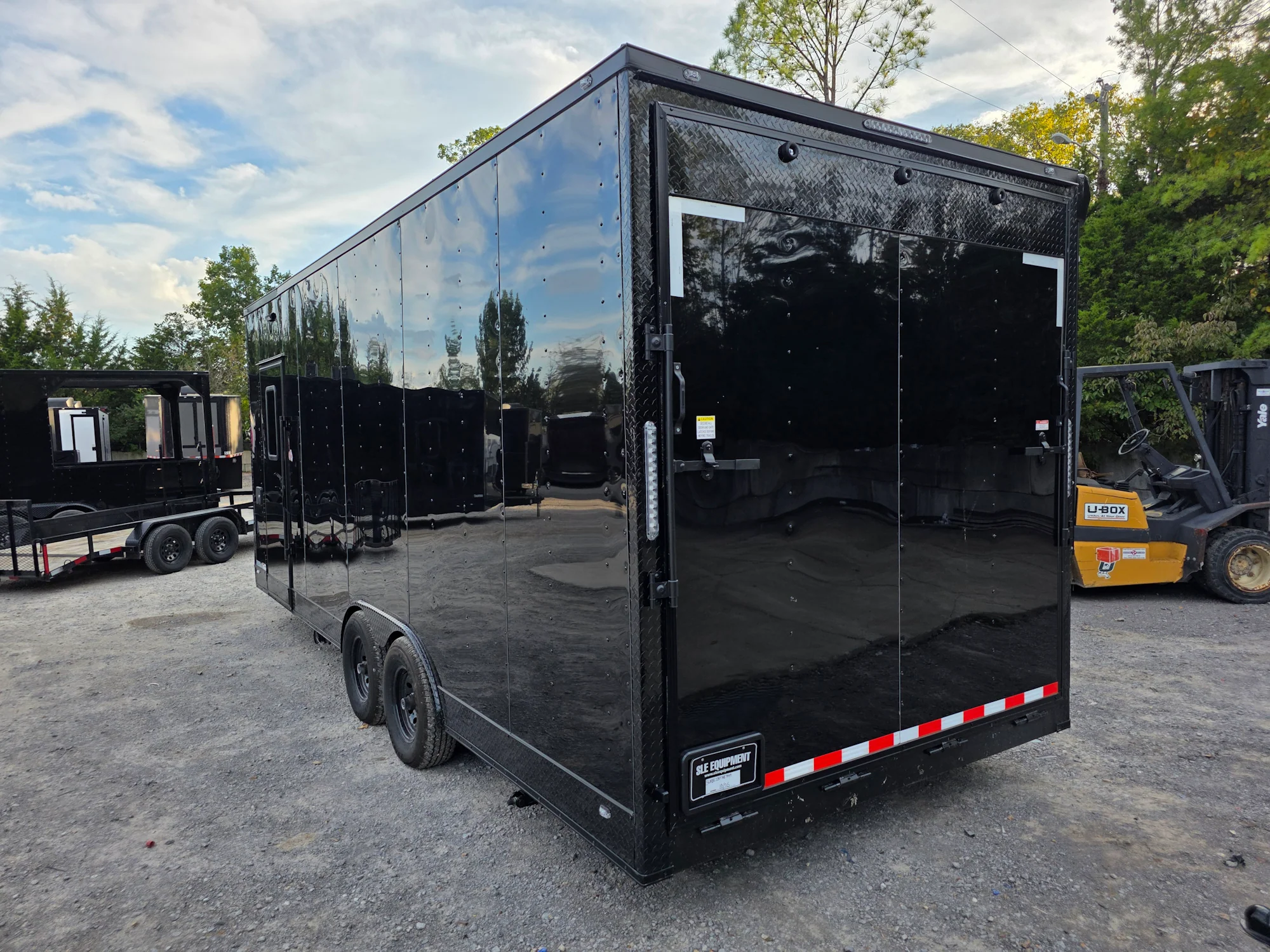 531-8.5-x-22-black-with-blackout-trim-concession-trailer-event-catering-6.webp 8.5' X 22' Black With Blackout Trim Concession Trailer Event Catering