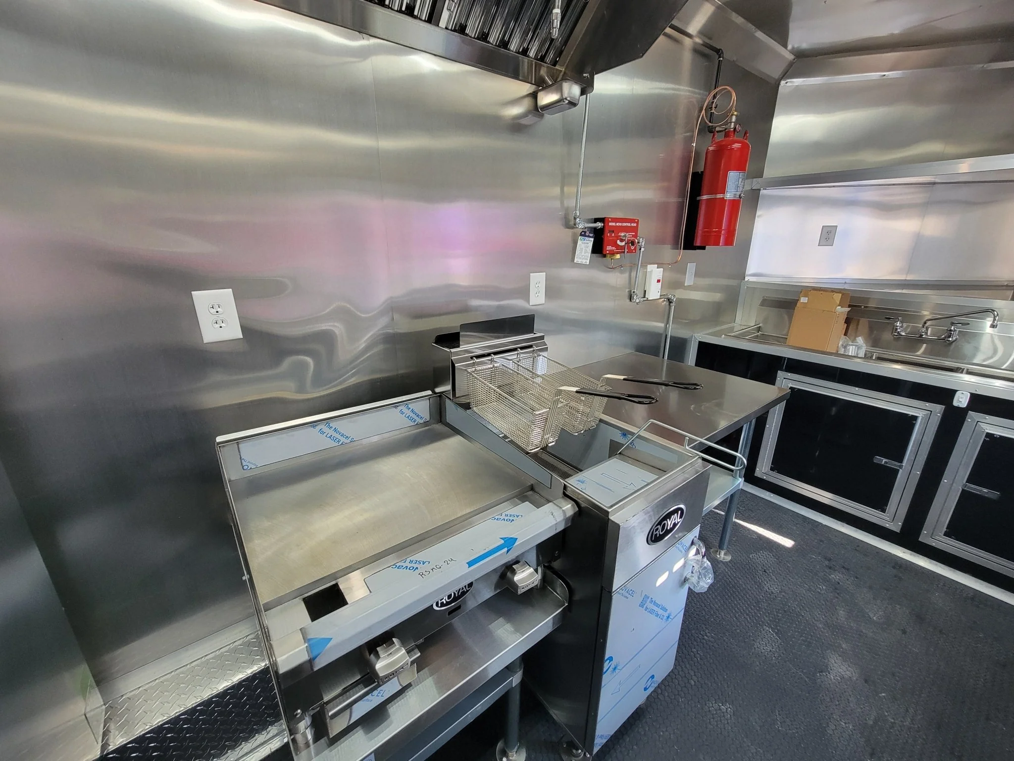 560-8.5-x-22-concession-trailer-black-with-blackout-bbq-event-catering-8-porch-14.webp 8.5' X 22' Concession Trailer Black With Blackout BBQ Event Catering 8' porch