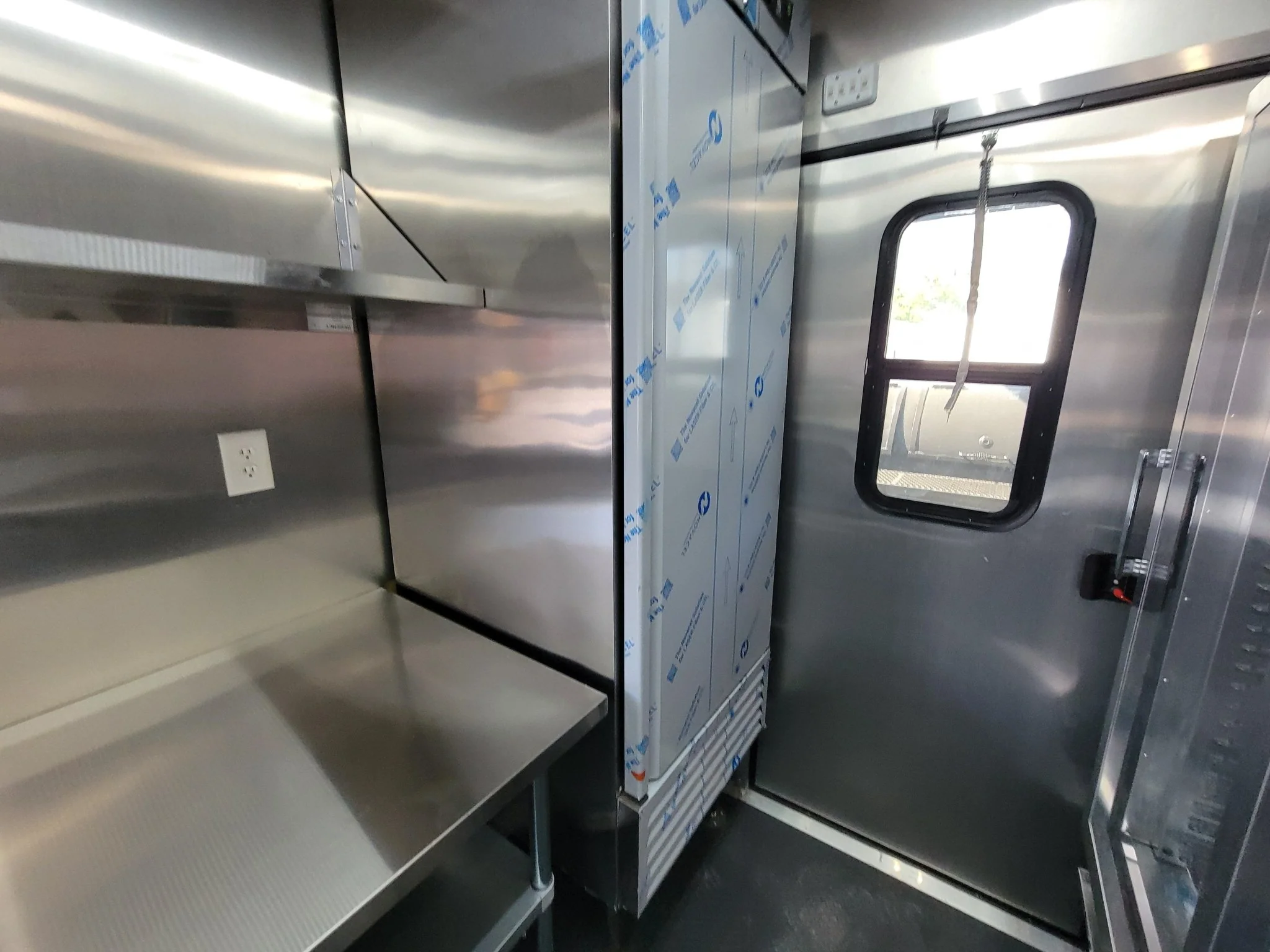 560-8.5-x-22-concession-trailer-black-with-blackout-bbq-event-catering-8-porch-20.webp 8.5' X 22' Concession Trailer Black With Blackout BBQ Event Catering 8' porch