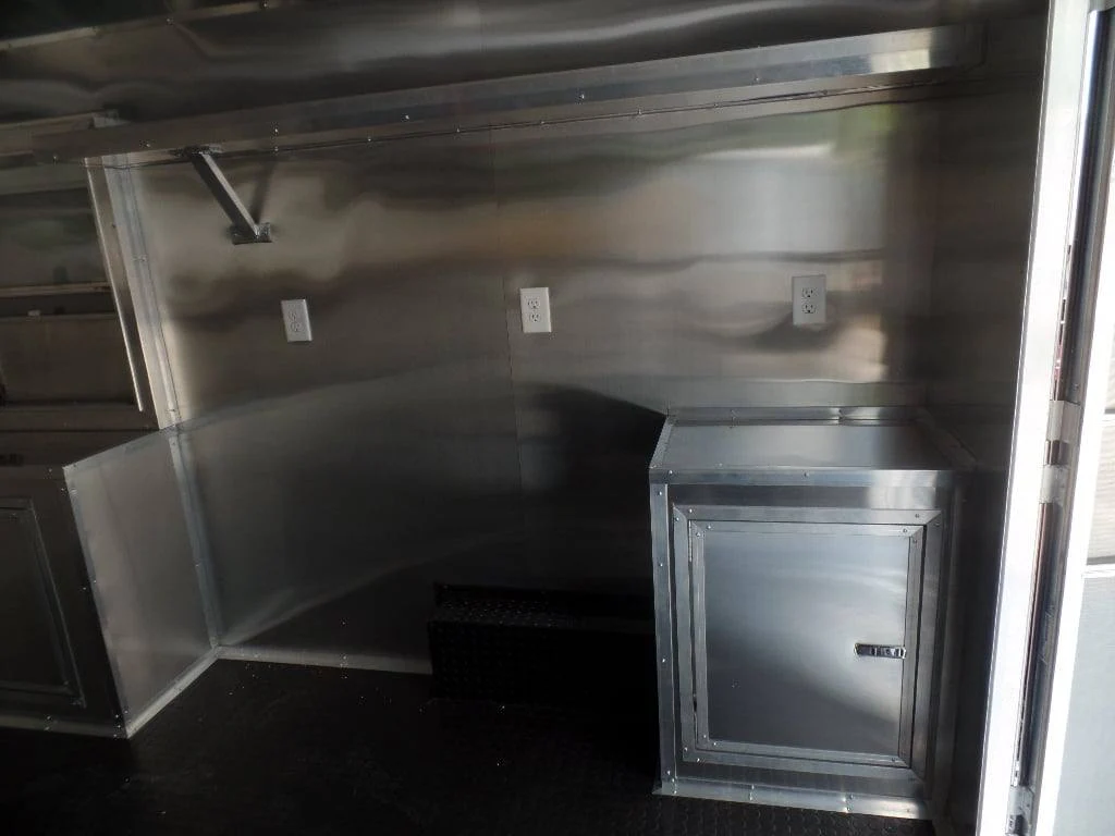 600-8.5-x-22-red-porch-bbq-concession-food-event-trailer-9.webp 8.5' x 22' Red Porch BBQ Concession Food Event Trailer