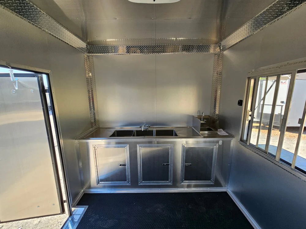 602-8.5-x-22-white-w-black-out-concession-trailer-kettle-corn-event-catering-15.webp 8.5' X 22' White / W Black Out Concession Trailer Kettle Corn Event Catering