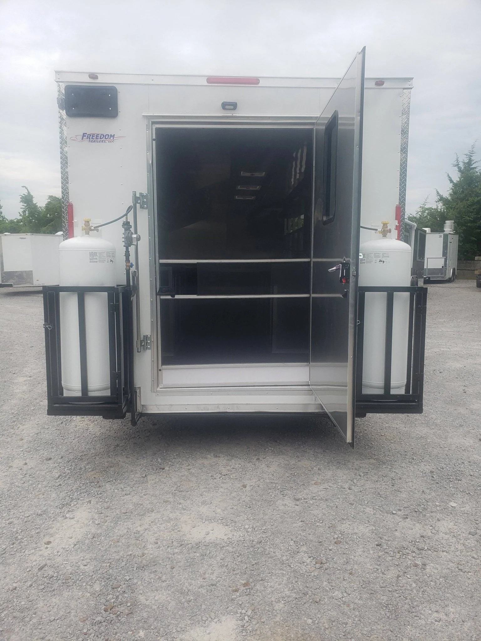 8.5' x 22' White Concession Food Trailer