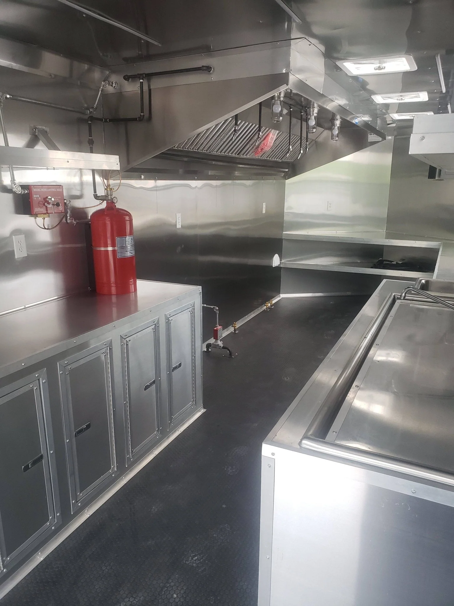 8.5' x 22' White Concession Food Trailer