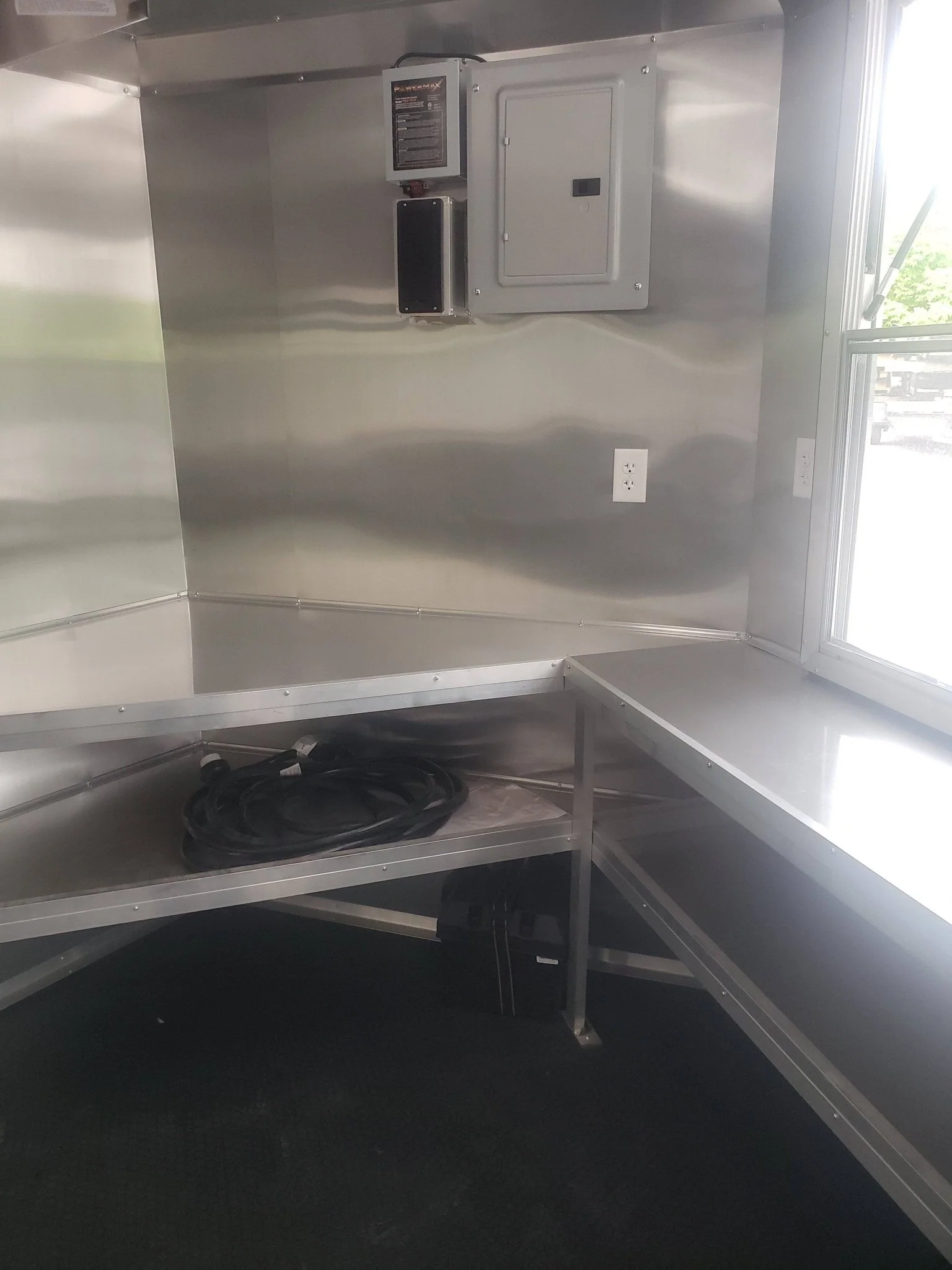 8.5' x 22' White Concession Food Trailer