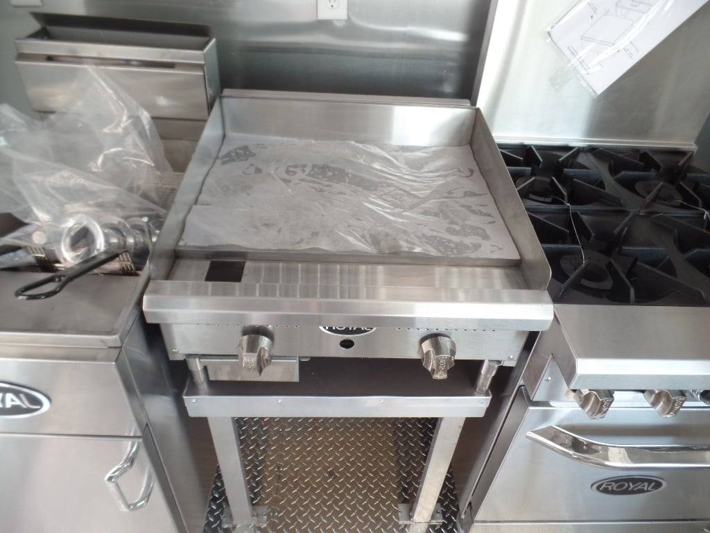 608-8.5-x-22-white-concession-porch-style-bbq-trailer-with-appliances-22.jpg 8.5' x 22' White Concession Porch Style BBQ Trailer With Appliances