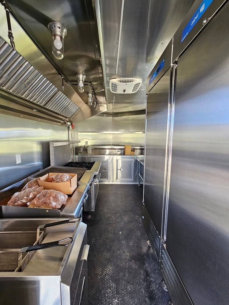 609-8.5-x-22-white-concession-trailer-bbq-porch-food-event-catering-14.jpg 8.5' X 22' White Concession Trailer BBQ Porch Food Event Catering