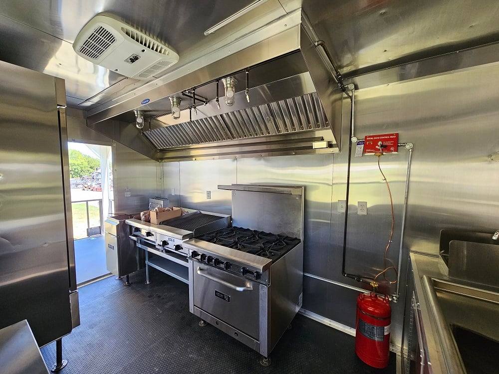 609-8.5-x-22-white-concession-trailer-bbq-porch-food-event-catering-20.jpg 8.5' X 22' White Concession Trailer BBQ Porch Food Event Catering