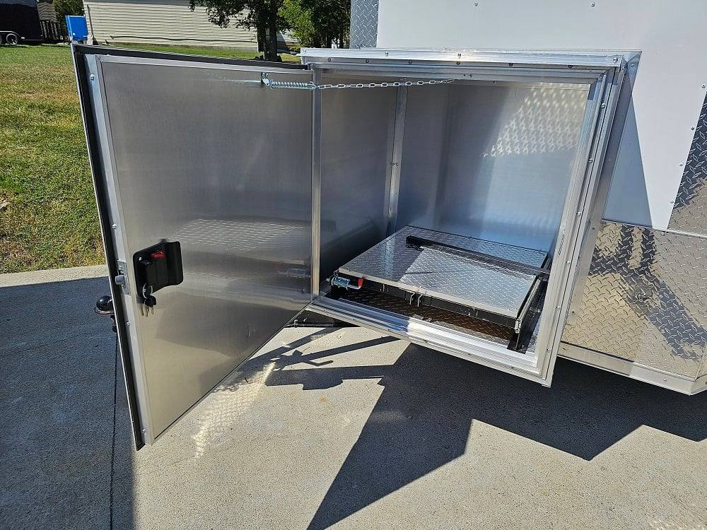 609-8.5-x-22-white-concession-trailer-bbq-porch-food-event-catering-4.jpg 8.5' X 22' White Concession Trailer BBQ Porch Food Event Catering