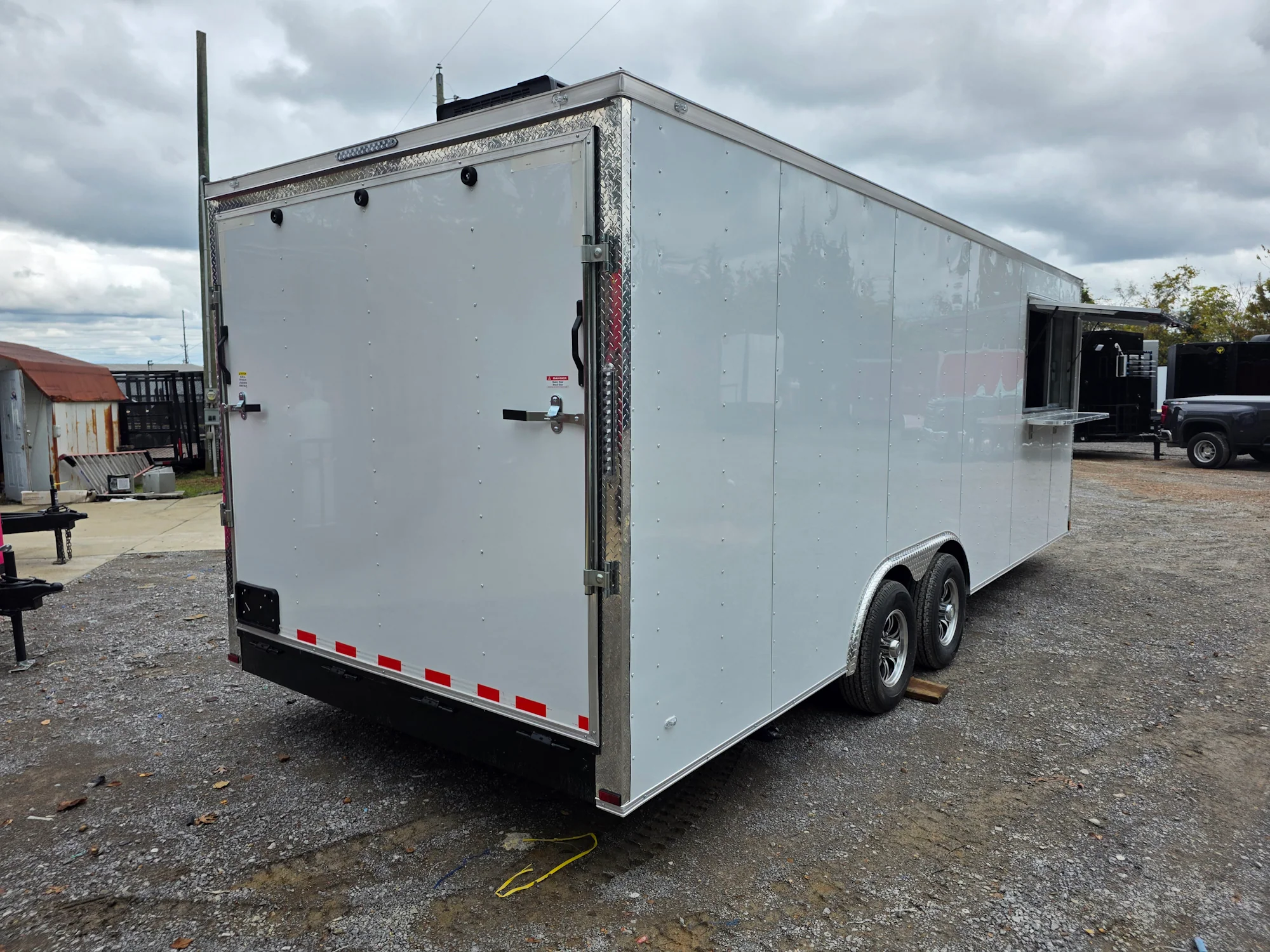 611-8.5-x-22-white-custom-concession-trailer-food-event-catering-11.webp 8.5' X 22' White Custom Concession Trailer Food Event Catering